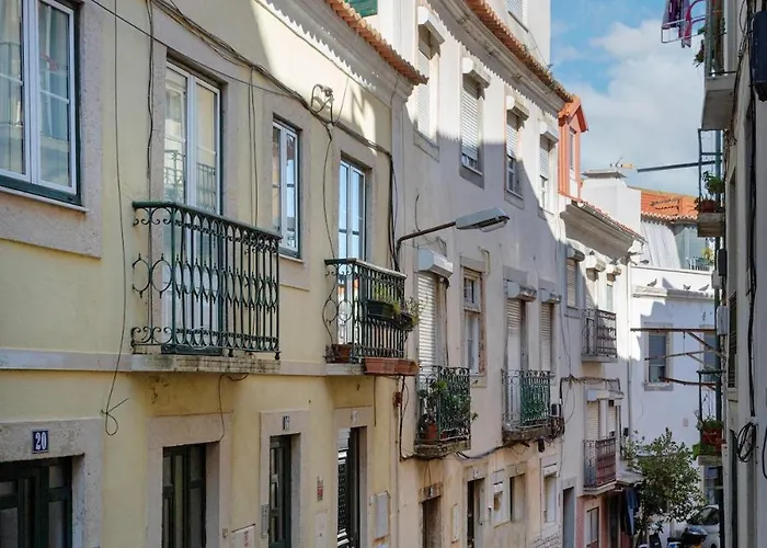 Petite Charm In Old דירה ליסבון